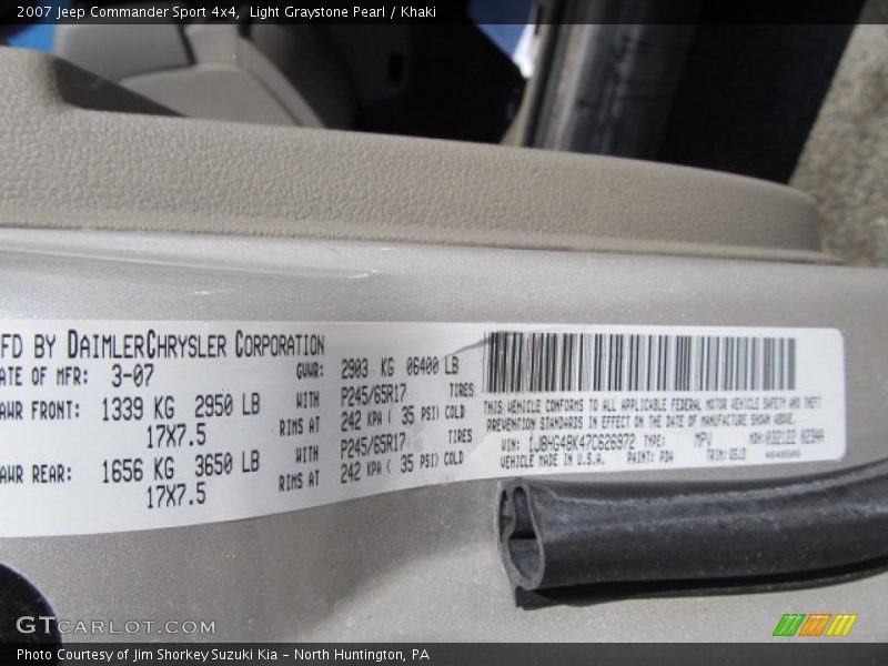 Light Graystone Pearl / Khaki 2007 Jeep Commander Sport 4x4