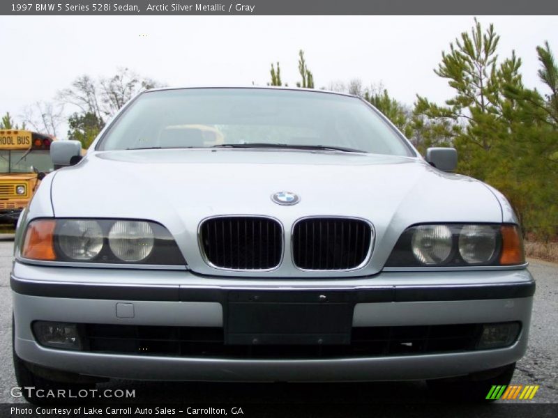 Arctic Silver Metallic / Gray 1997 BMW 5 Series 528i Sedan