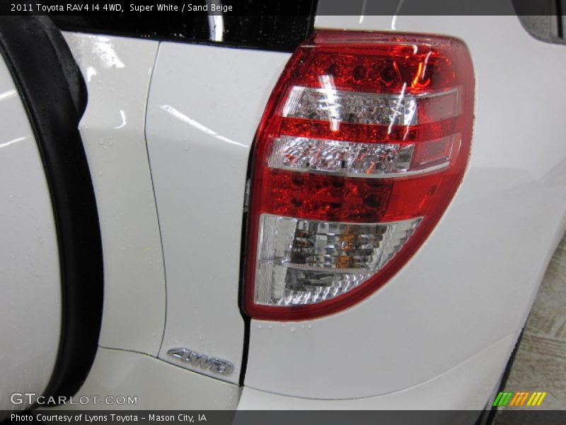 Super White / Sand Beige 2011 Toyota RAV4 I4 4WD