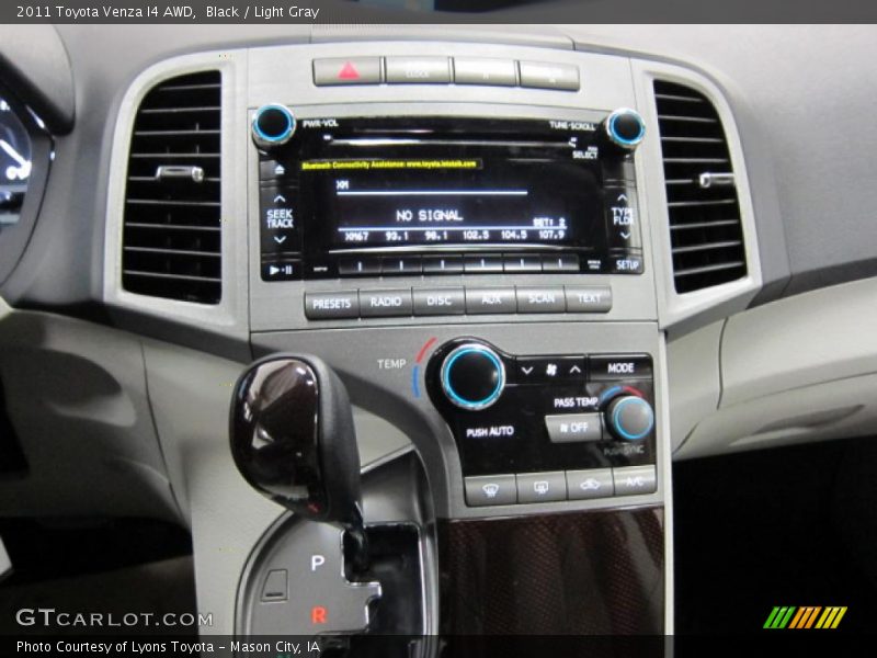 Black / Light Gray 2011 Toyota Venza I4 AWD