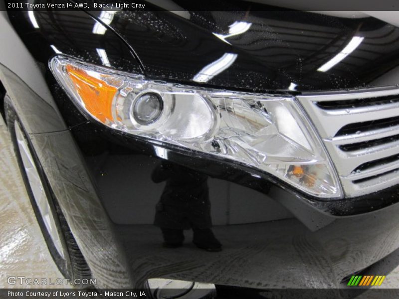 Black / Light Gray 2011 Toyota Venza I4 AWD