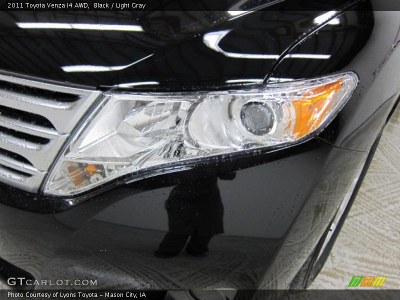 Black / Light Gray 2011 Toyota Venza I4 AWD