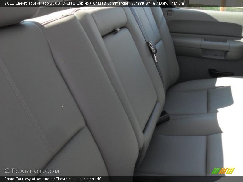 Summit White / Dark Titanium 2011 Chevrolet Silverado 3500HD Crew Cab 4x4 Chassis Commercial
