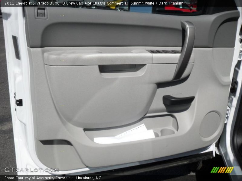 Door Panel of 2011 Silverado 3500HD Crew Cab 4x4 Chassis Commercial