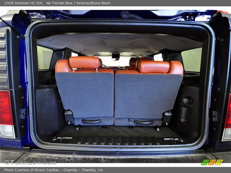  2008 H2 SUV Trunk