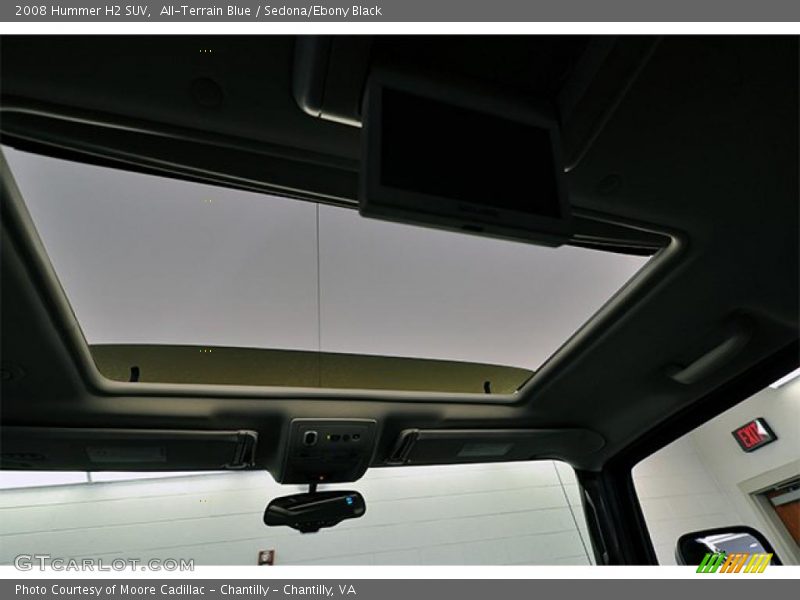 Sunroof of 2008 H2 SUV