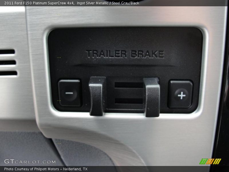 Ingot Silver Metallic / Steel Gray/Black 2011 Ford F150 Platinum SuperCrew 4x4
