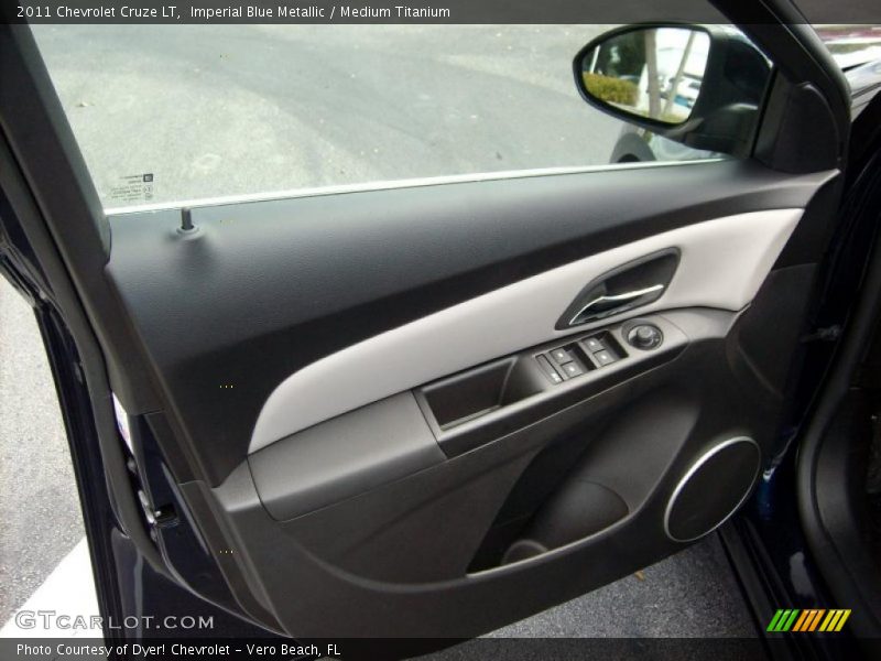 Imperial Blue Metallic / Medium Titanium 2011 Chevrolet Cruze LT