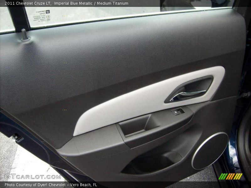 Imperial Blue Metallic / Medium Titanium 2011 Chevrolet Cruze LT
