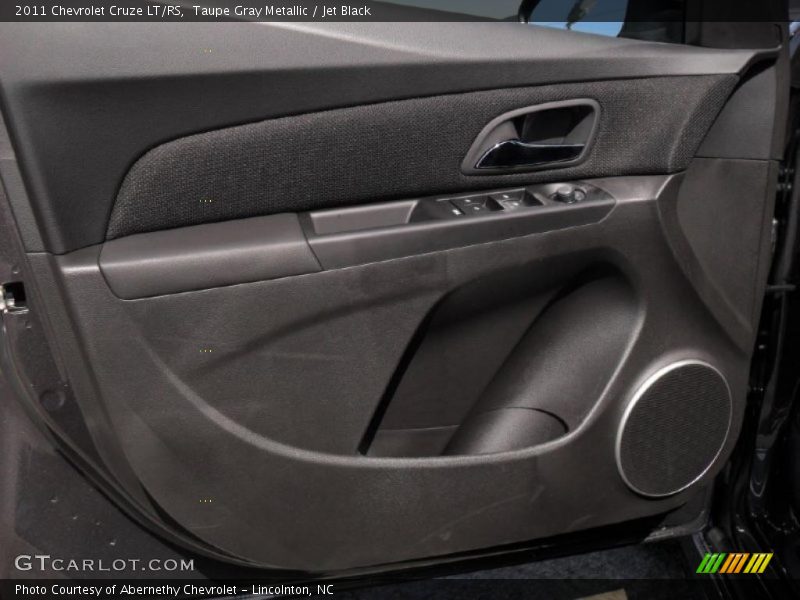 Door Panel of 2011 Cruze LT/RS