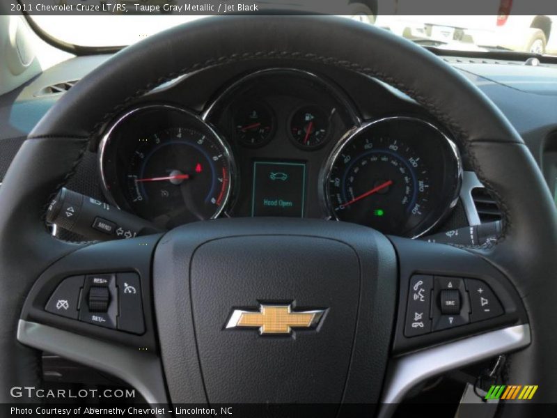 Dashboard of 2011 Cruze LT/RS