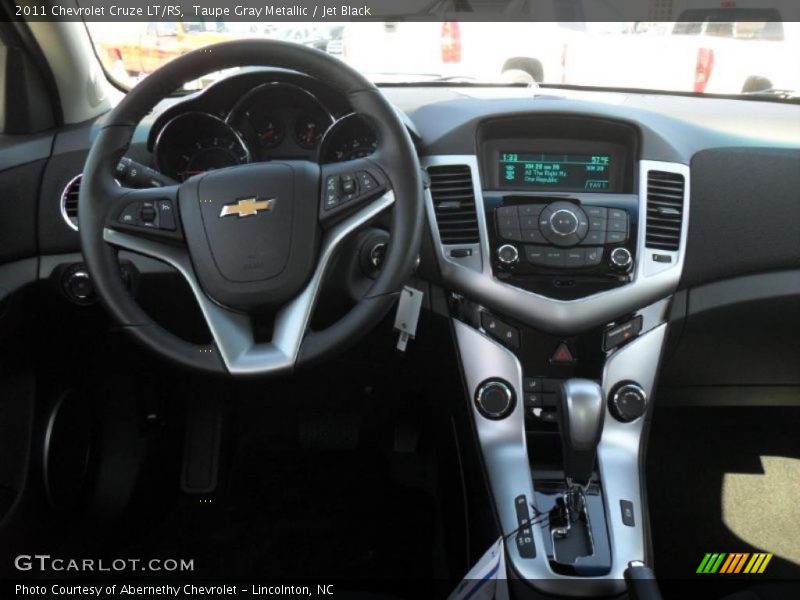 Dashboard of 2011 Cruze LT/RS