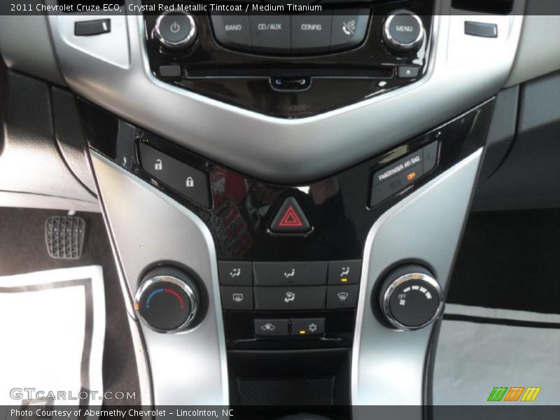 Controls of 2011 Cruze ECO