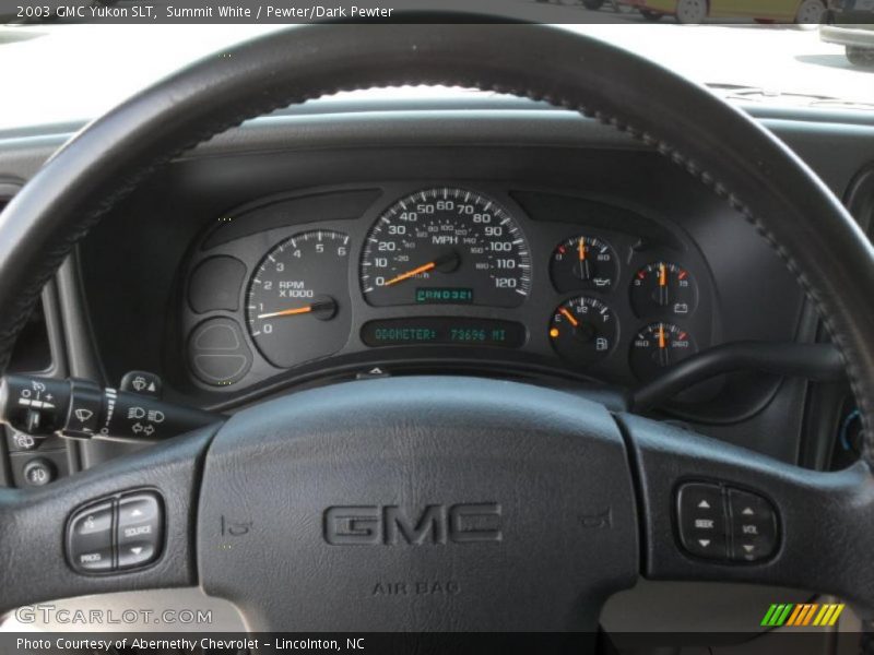 Summit White / Pewter/Dark Pewter 2003 GMC Yukon SLT