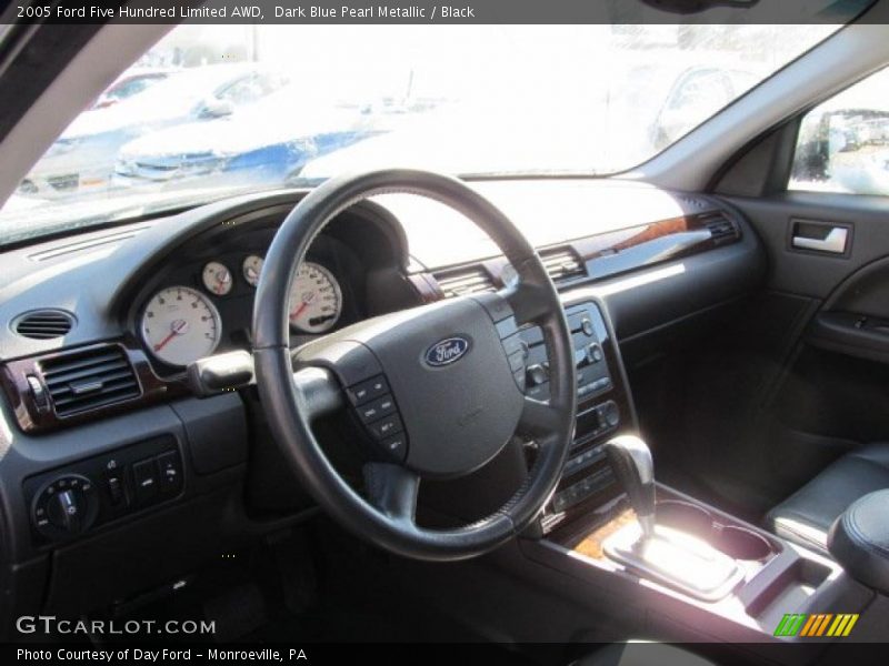 Dark Blue Pearl Metallic / Black 2005 Ford Five Hundred Limited AWD