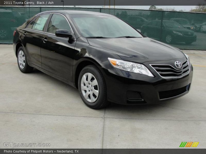 Black / Ash 2011 Toyota Camry