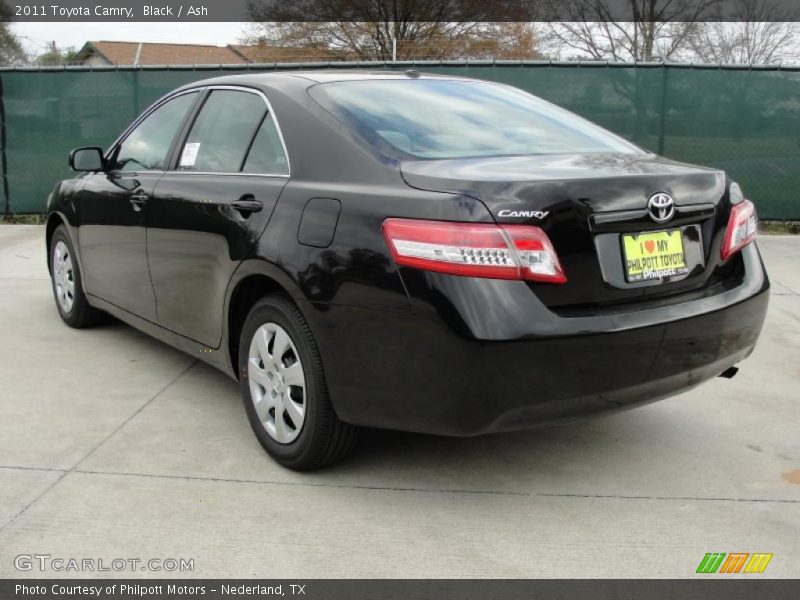 Black / Ash 2011 Toyota Camry