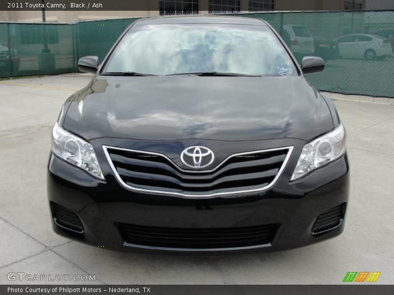 Black / Ash 2011 Toyota Camry