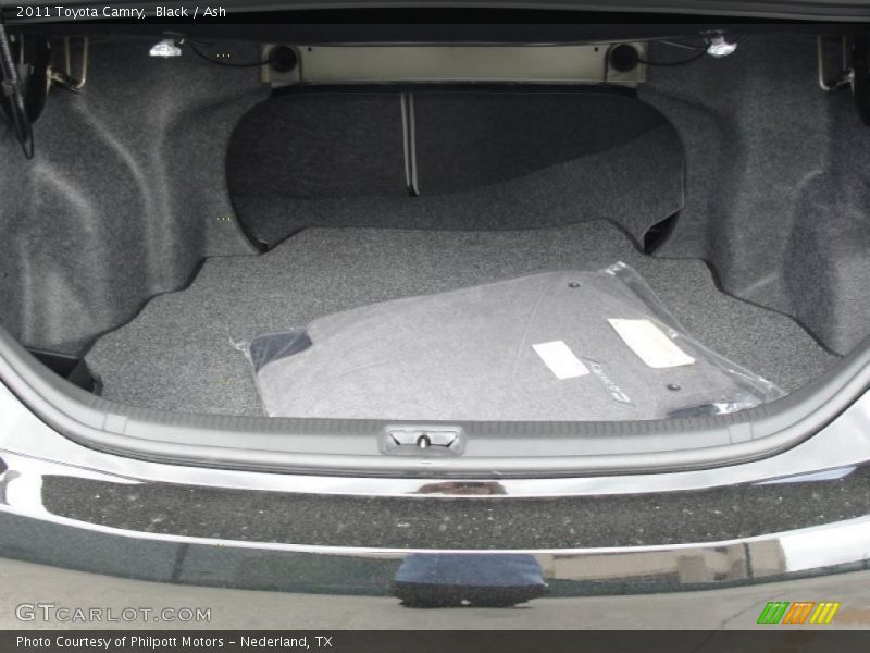 Black / Ash 2011 Toyota Camry
