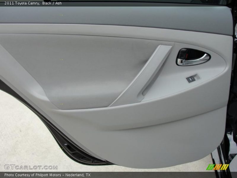 Black / Ash 2011 Toyota Camry