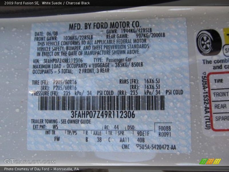 White Suede / Charcoal Black 2009 Ford Fusion SE