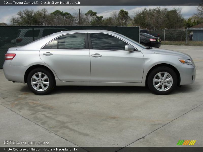 Classic Silver Metallic / Ash 2011 Toyota Camry LE