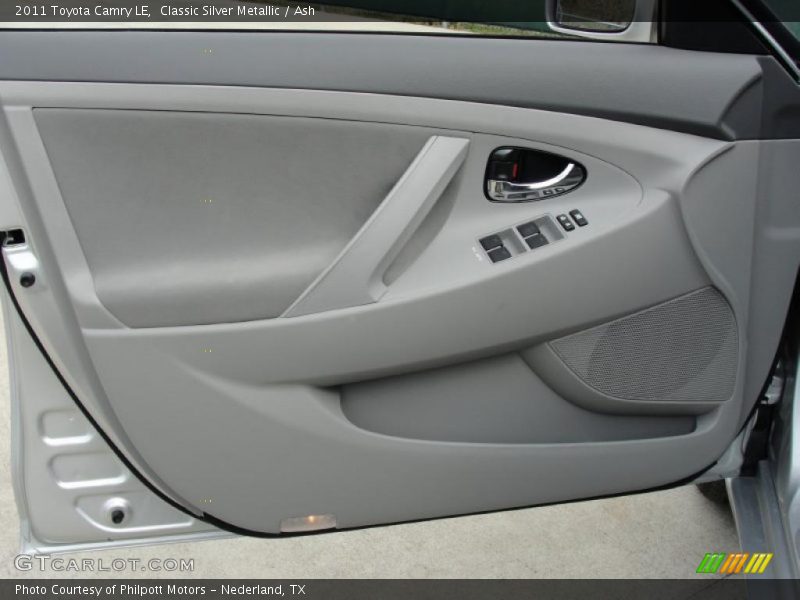 Classic Silver Metallic / Ash 2011 Toyota Camry LE