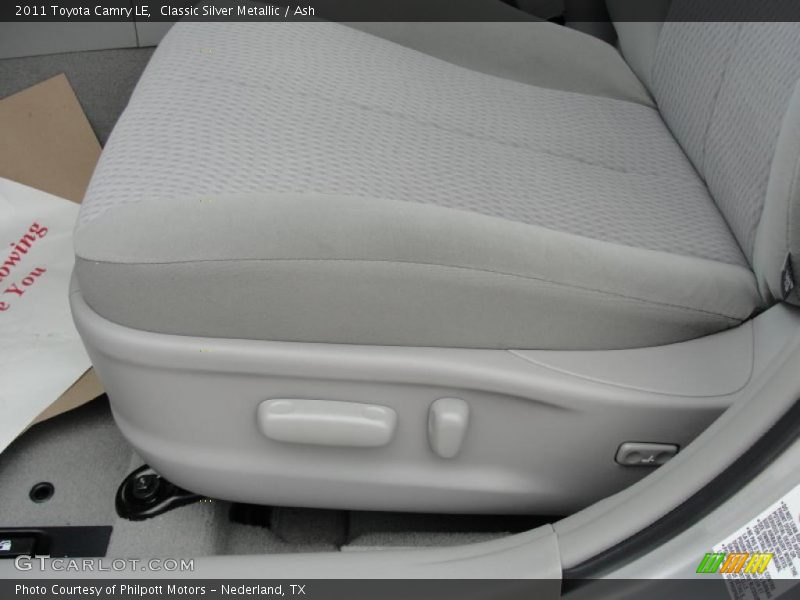 Classic Silver Metallic / Ash 2011 Toyota Camry LE