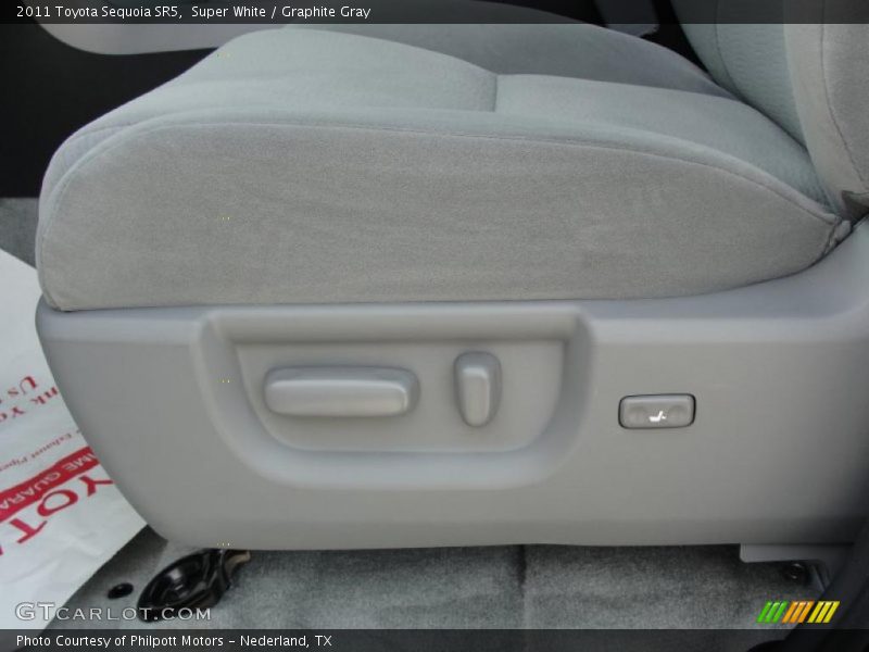 Super White / Graphite Gray 2011 Toyota Sequoia SR5