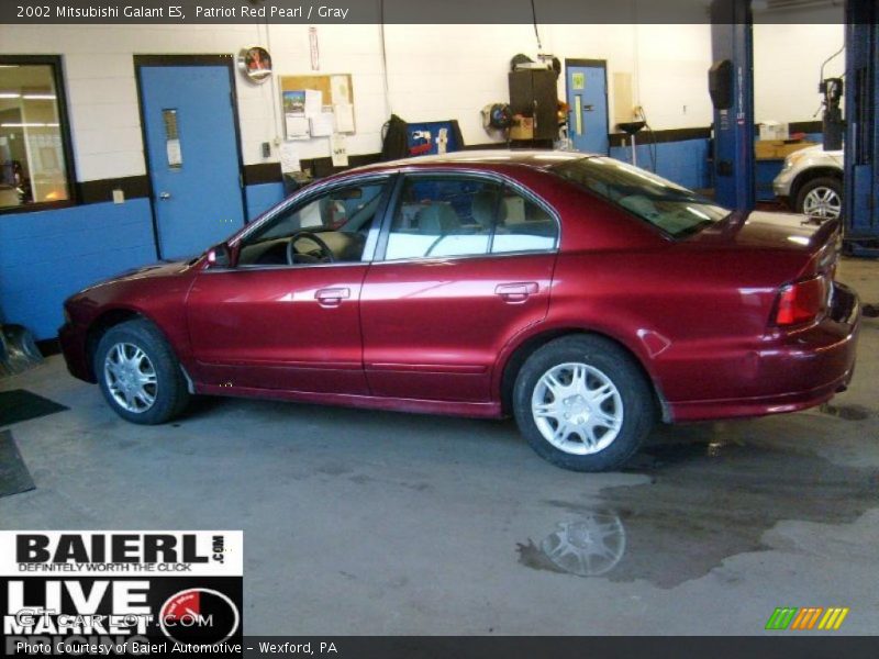 Patriot Red Pearl / Gray 2002 Mitsubishi Galant ES