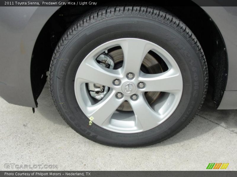 Predawn Gray Mica / Light Gray 2011 Toyota Sienna