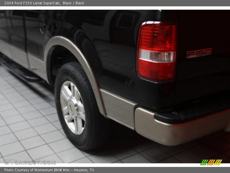Black / Black 2004 Ford F150 Lariat SuperCab