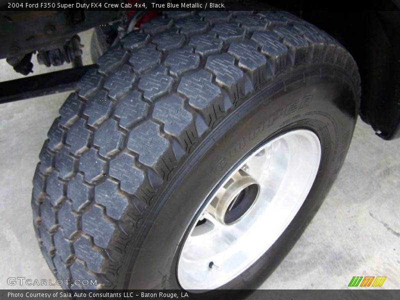 True Blue Metallic / Black 2004 Ford F350 Super Duty FX4 Crew Cab 4x4
