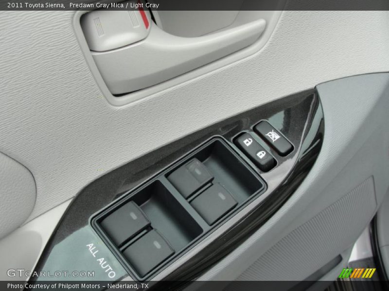 Predawn Gray Mica / Light Gray 2011 Toyota Sienna