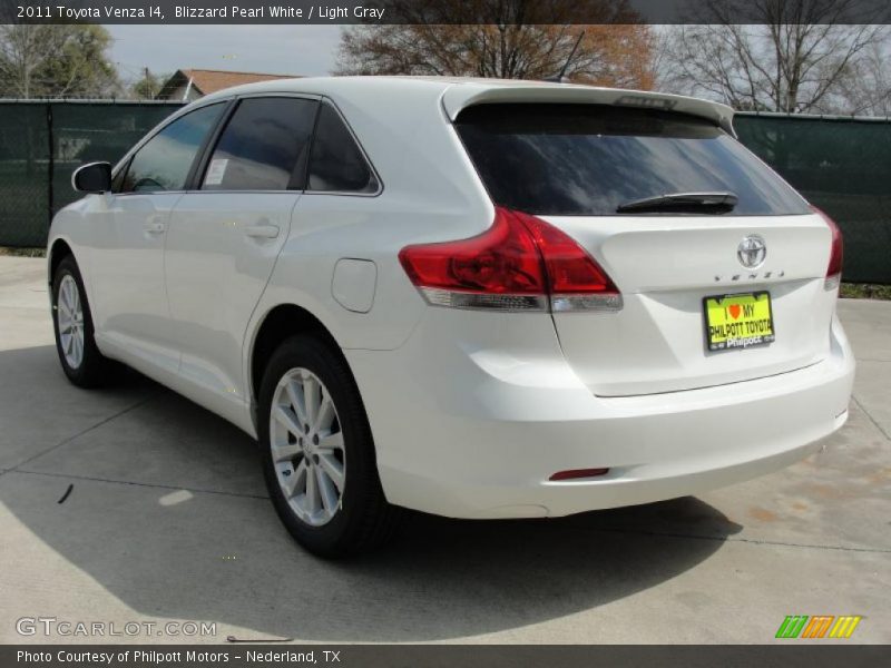 Blizzard Pearl White / Light Gray 2011 Toyota Venza I4