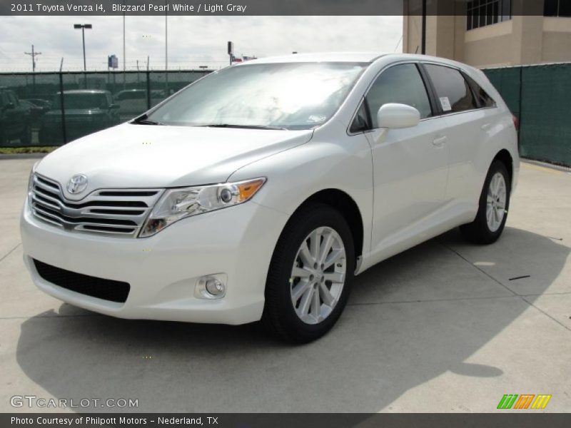 Blizzard Pearl White / Light Gray 2011 Toyota Venza I4