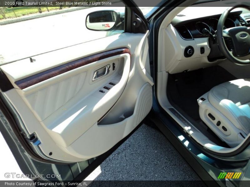 Steel Blue Metallic / Light Stone 2010 Ford Taurus Limited