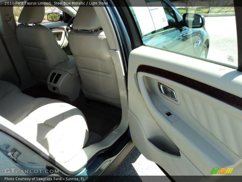 Steel Blue Metallic / Light Stone 2010 Ford Taurus Limited