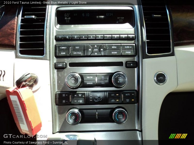 Steel Blue Metallic / Light Stone 2010 Ford Taurus Limited