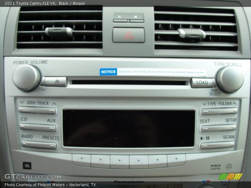 Black / Bisque 2011 Toyota Camry XLE V6