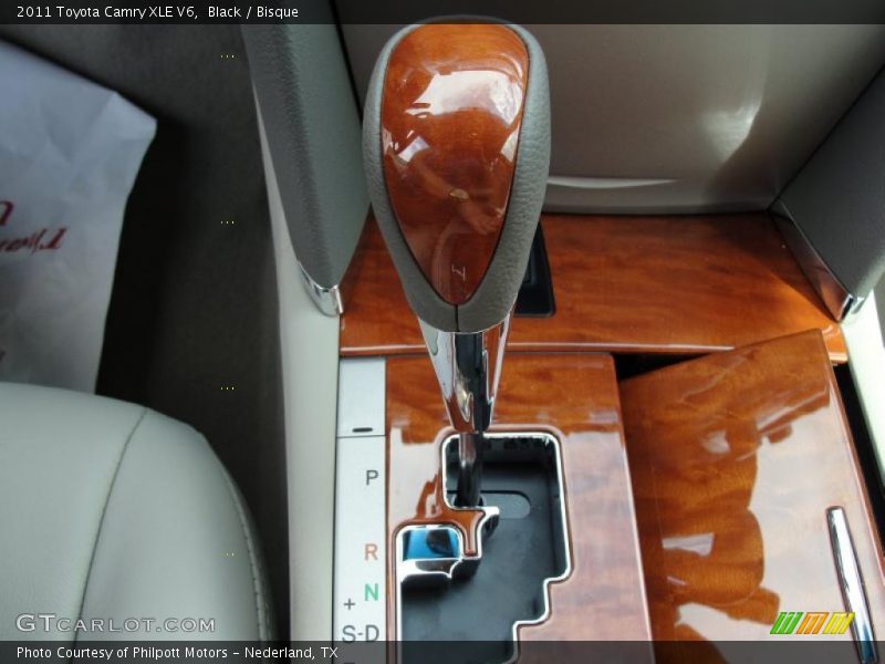  2011 Camry XLE V6 6 Speed ECT-i Automatic Shifter