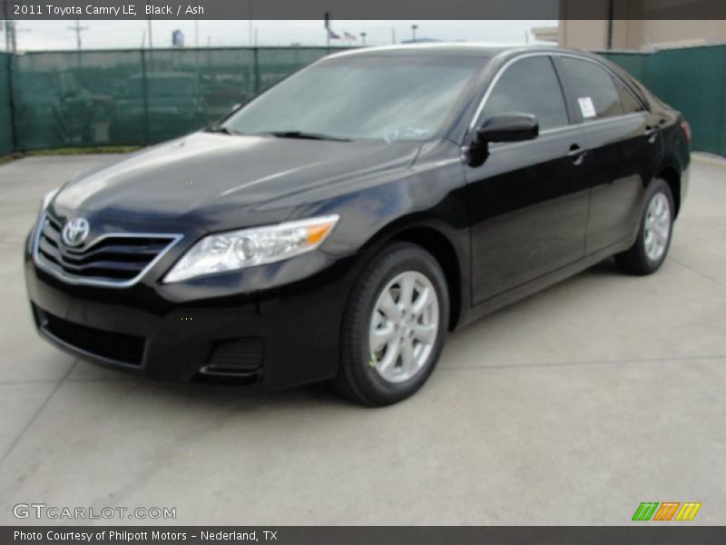 Black / Ash 2011 Toyota Camry LE