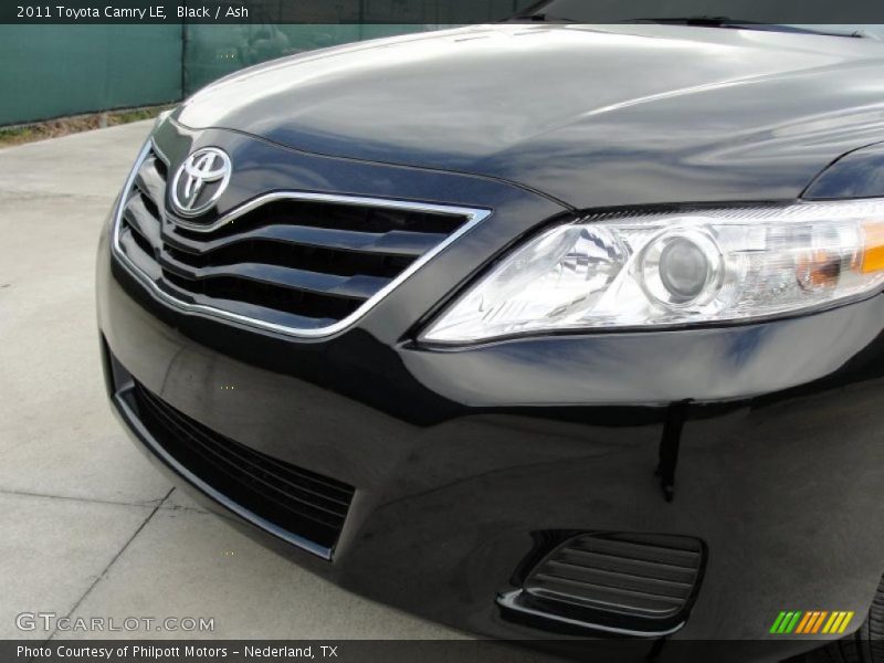 Black / Ash 2011 Toyota Camry LE
