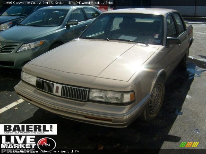 Light Driftwood Metallic / Beige 1996 Oldsmobile Cutlass Ciera SL Sedan