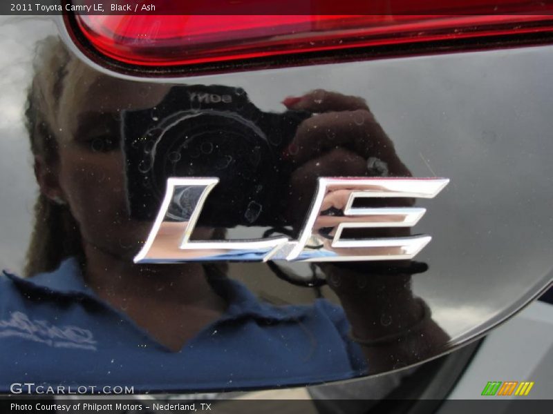 Black / Ash 2011 Toyota Camry LE