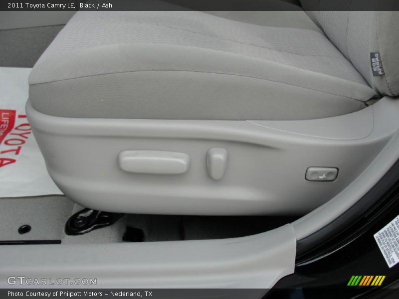 Black / Ash 2011 Toyota Camry LE