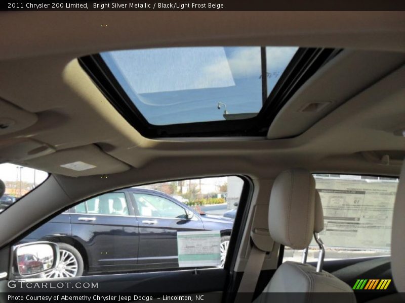 Sunroof of 2011 200 Limited