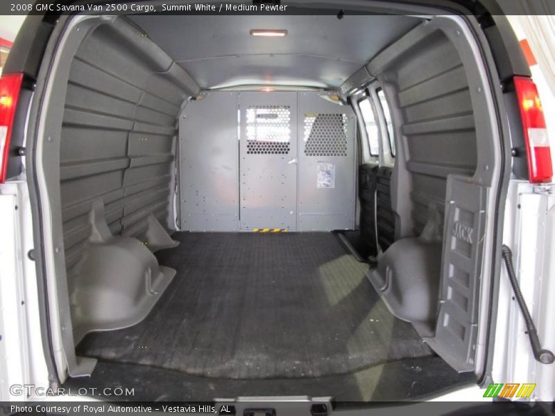  2008 Savana Van 2500 Cargo Trunk