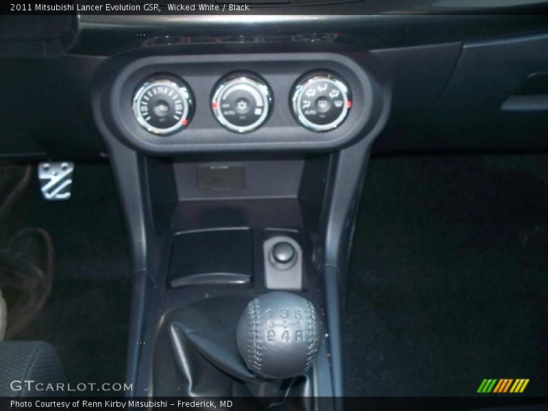 Wicked White / Black 2011 Mitsubishi Lancer Evolution GSR