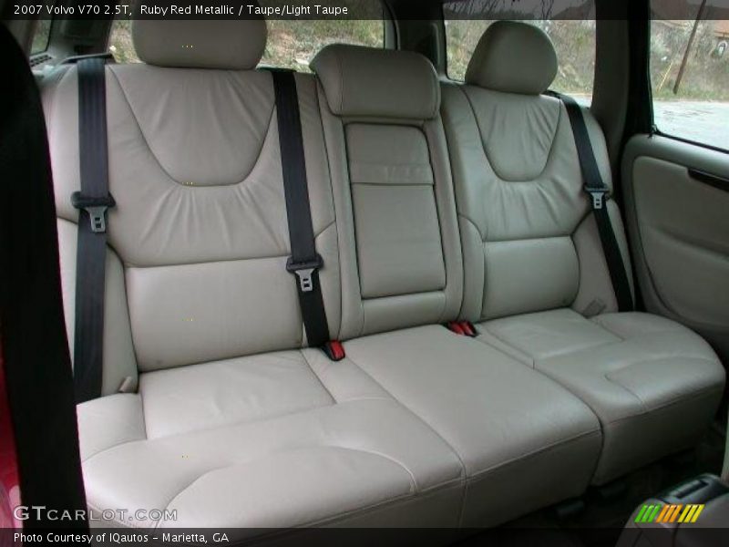  2007 V70 2.5T Taupe/Light Taupe Interior